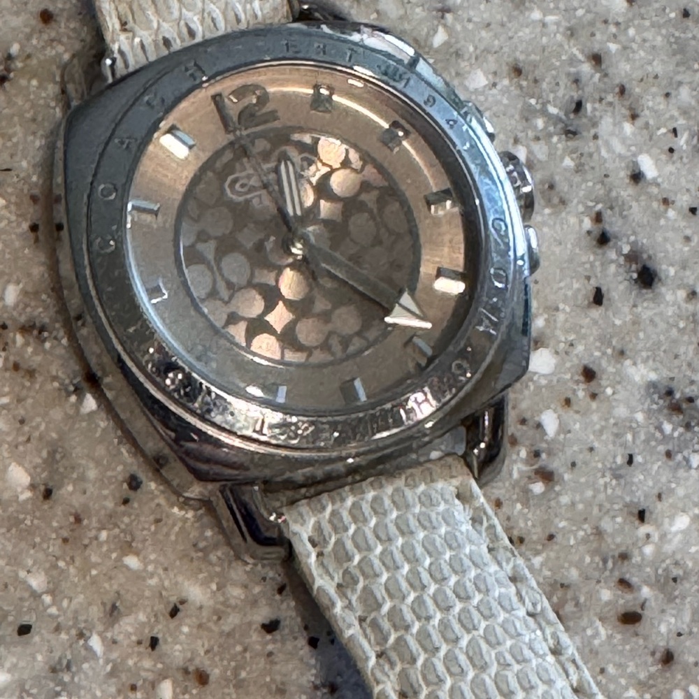 Ladies Coach Watch